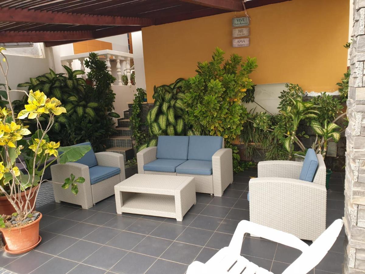 Cactus Guest House Cidade Velha Eksteriør billede
