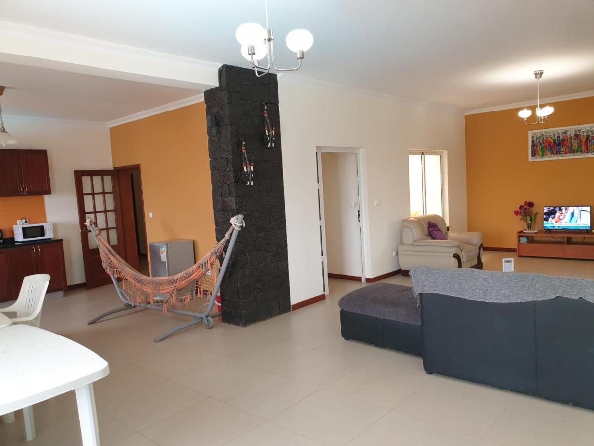 Cactus Guest House Cidade Velha Eksteriør billede